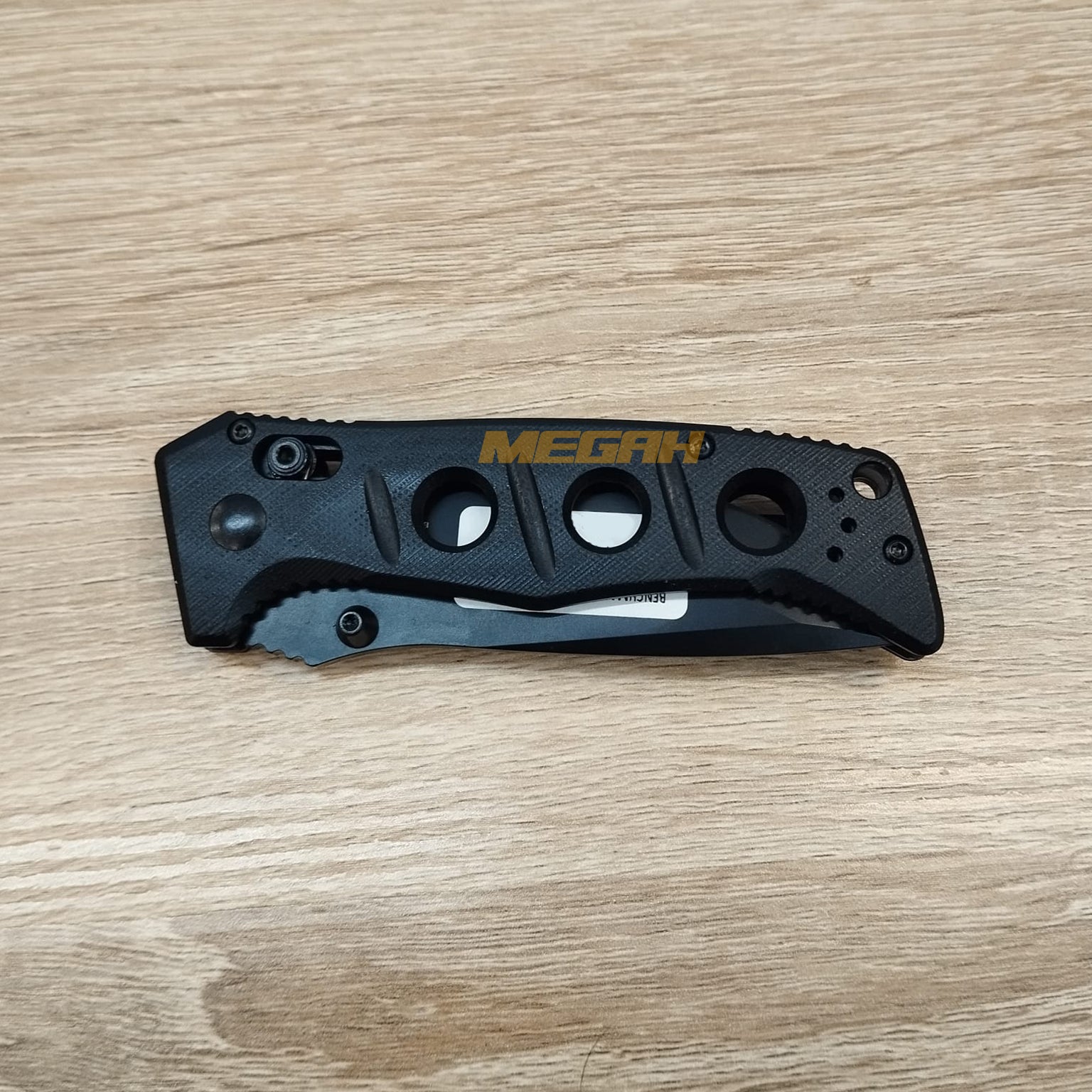 PISAU LIPAT BENCHMADE MINI ADAMAS