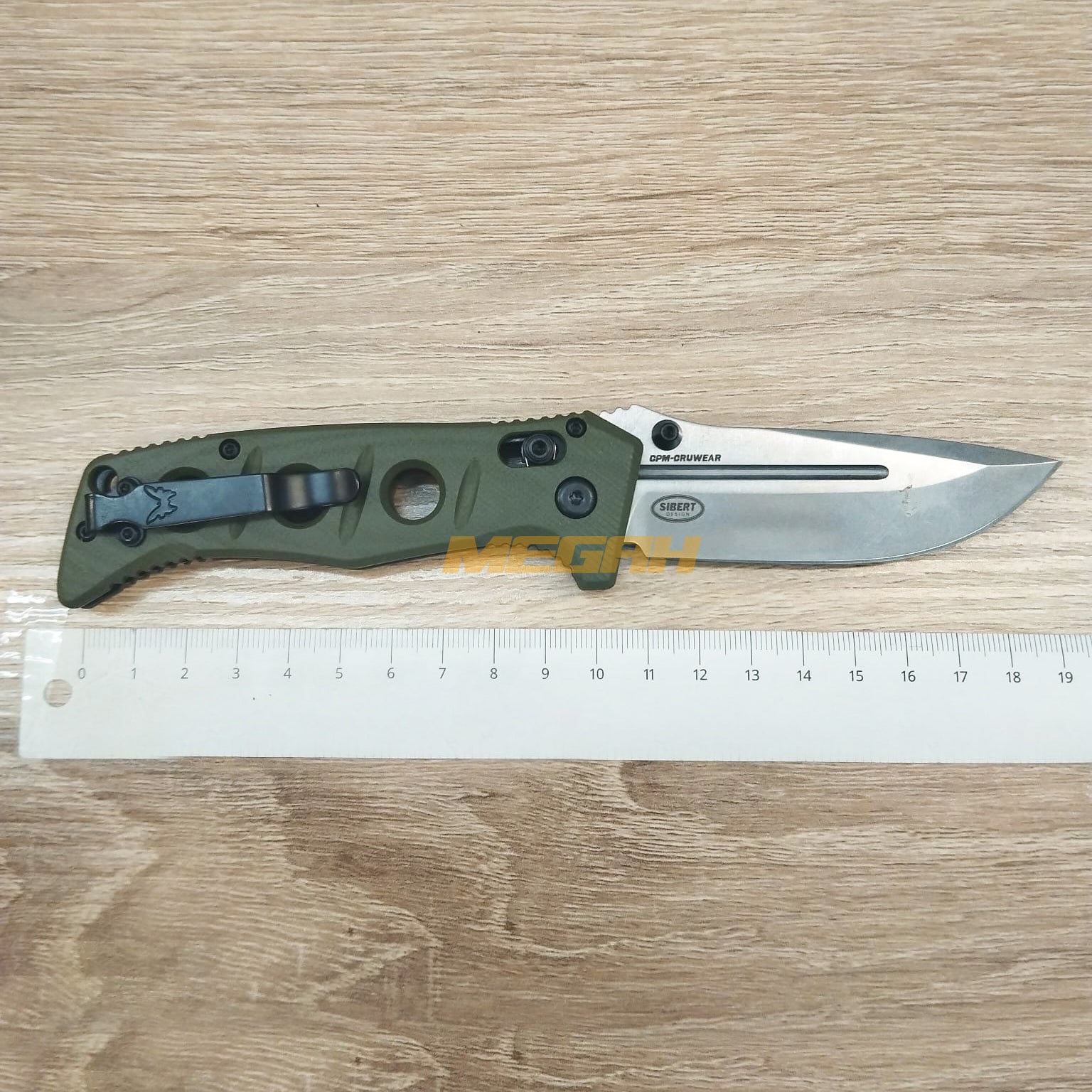 PISAU LIPAT BENCHMADE MINI ADAMAS GREEN SILVER