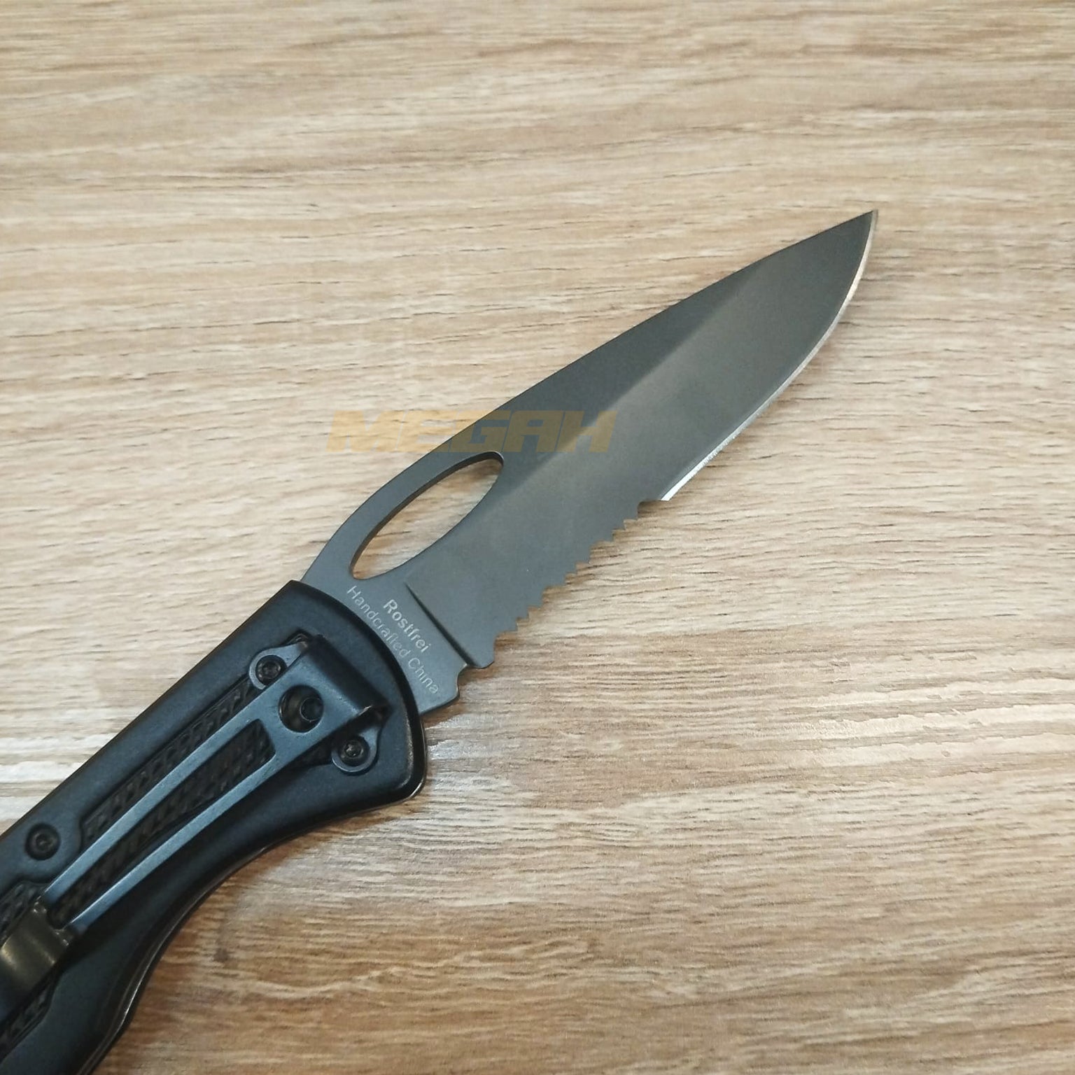 PISAU LIPAT ROSTFREI / PISAU OUTDOOR / PISAU SURVIVAL
