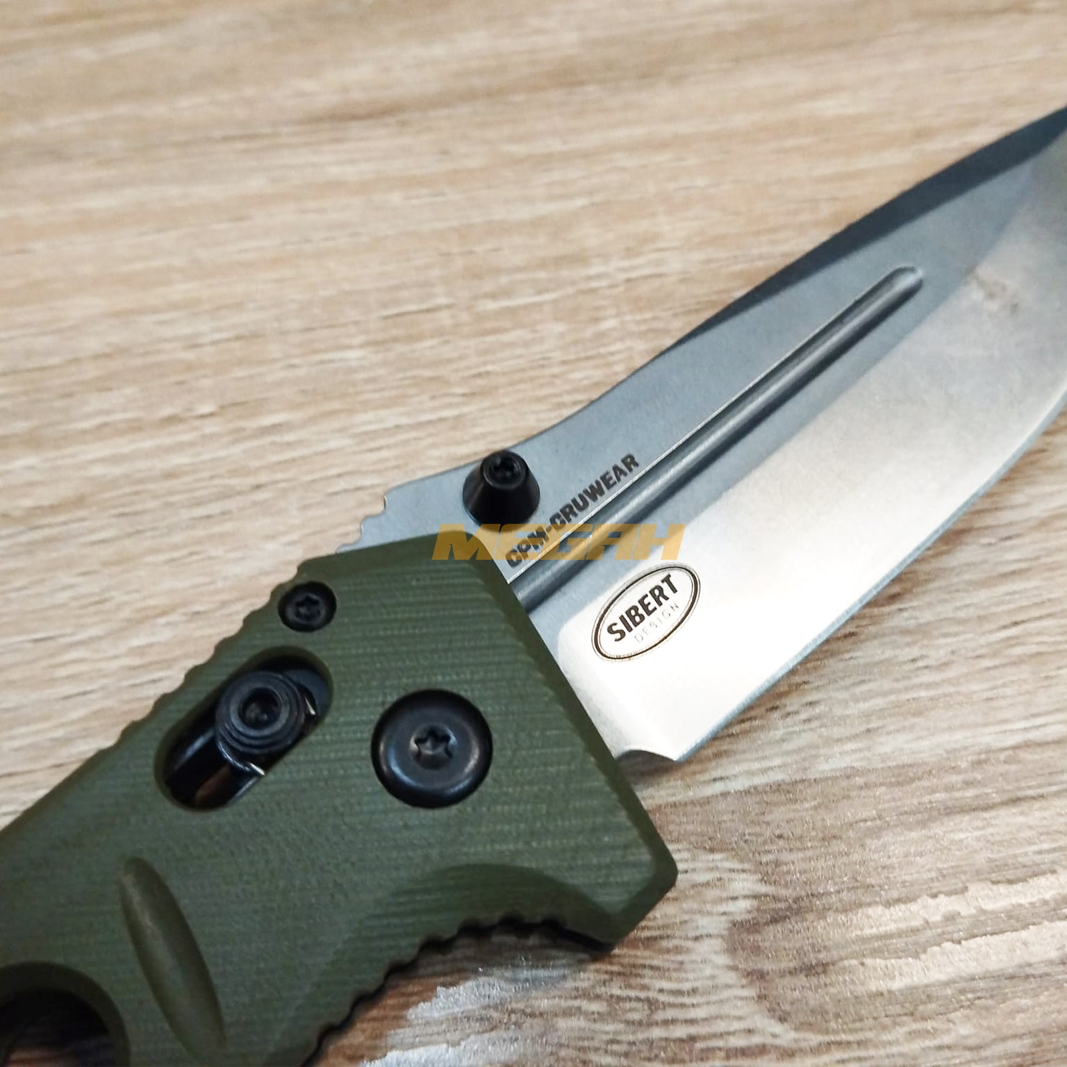 PISAU LIPAT BENCHMADE MINI ADAMAS GREEN SILVER