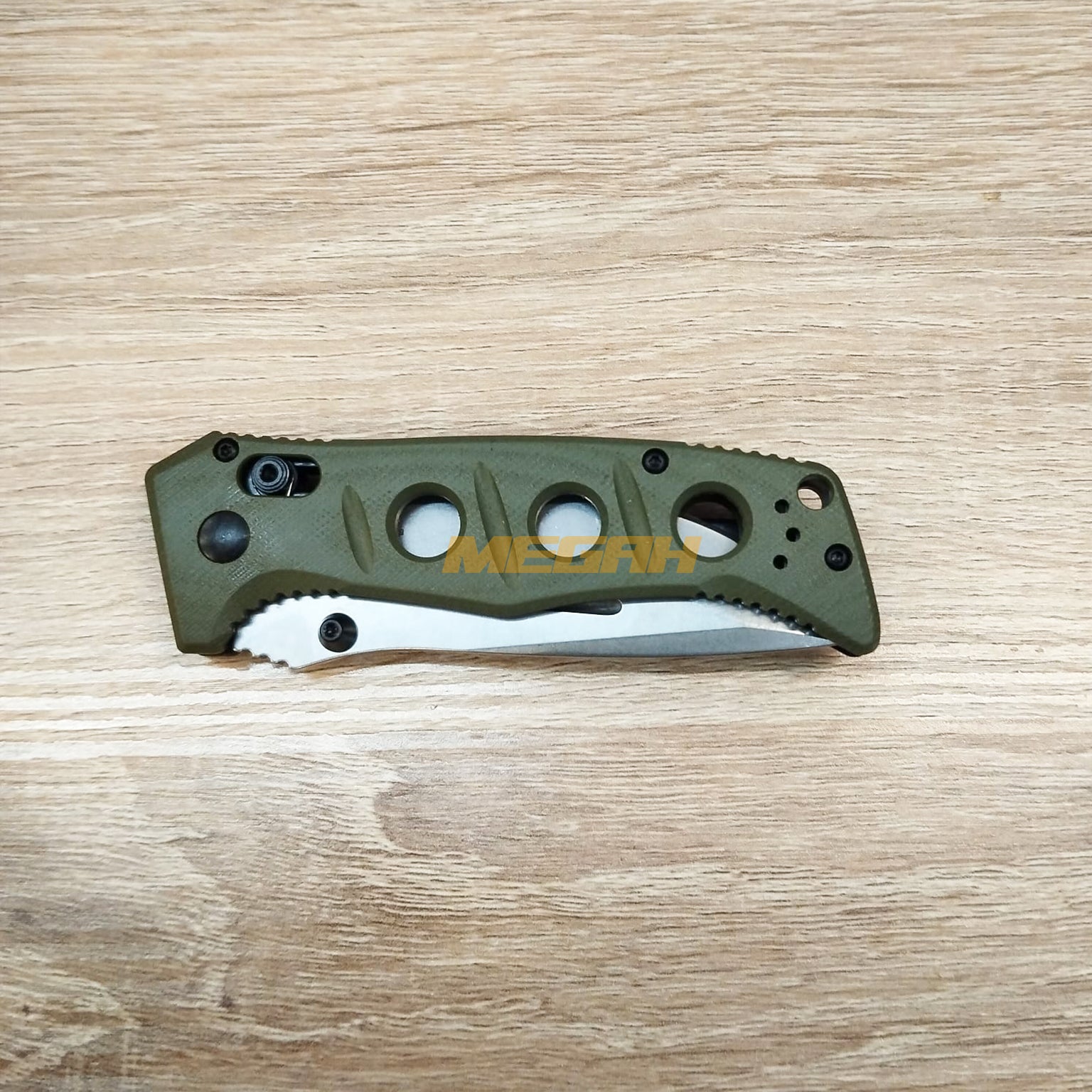 PISAU LIPAT BENCHMADE MINI ADAMAS GREEN SILVER